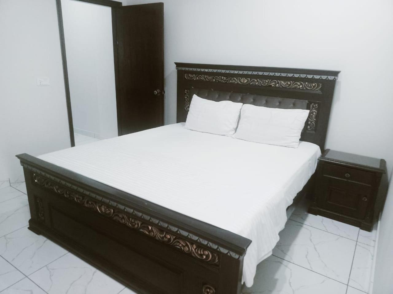 Seaview Guest House Karachi Exterior photo